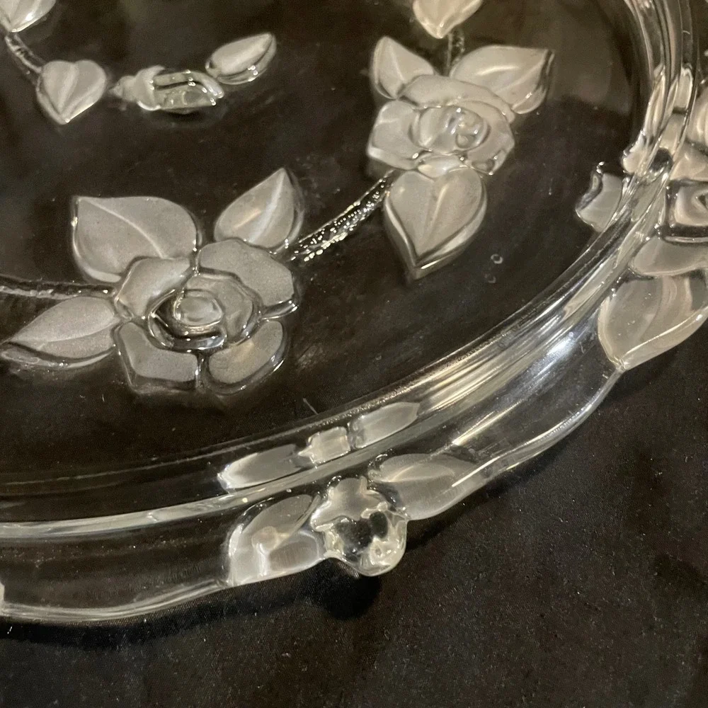 VTG Bella Rosa Mikasa Elegant Glass Cake Plate Serving Platter with‎ Rose Design
